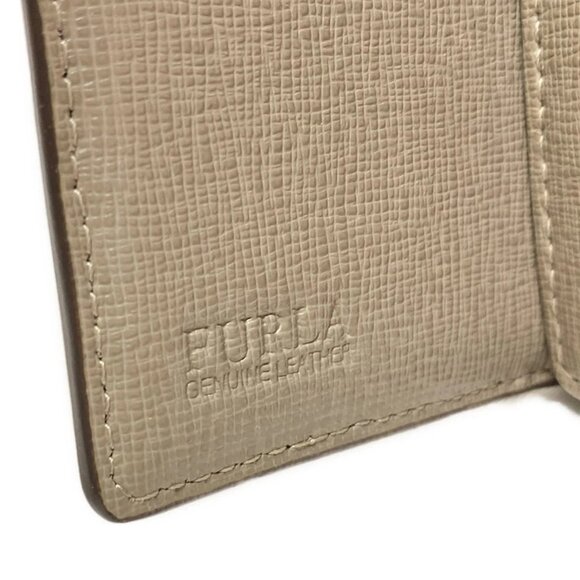 Auth FURLA - Gray Beige Leather Trifold Wallet - Picture 4 of 11